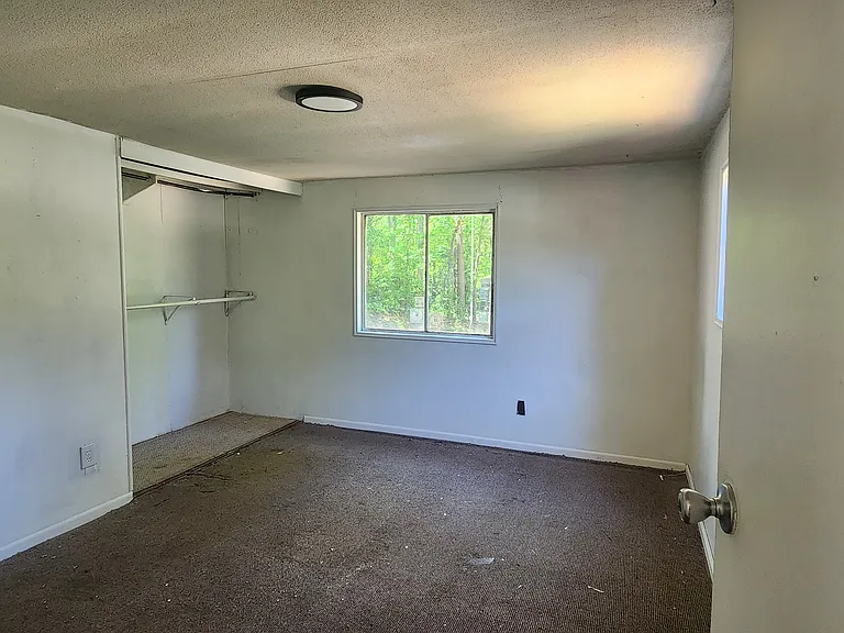 Styles Rd — Photo 9