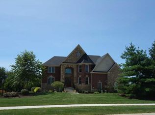 12083 Hawthorn Rdg, Fishers, IN 46037
