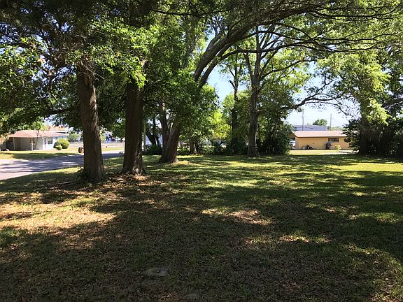 Corner Lot