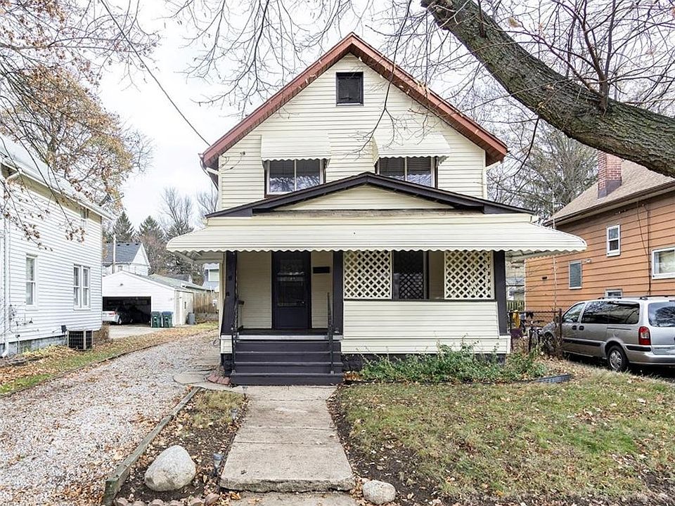 1st image of 2863 Vincent St