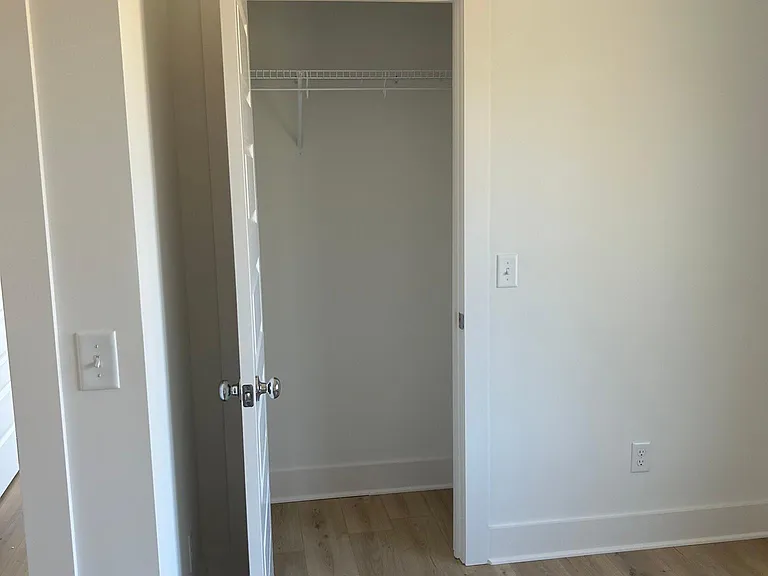 52 Chestnut Ridge Ave — Photo 6