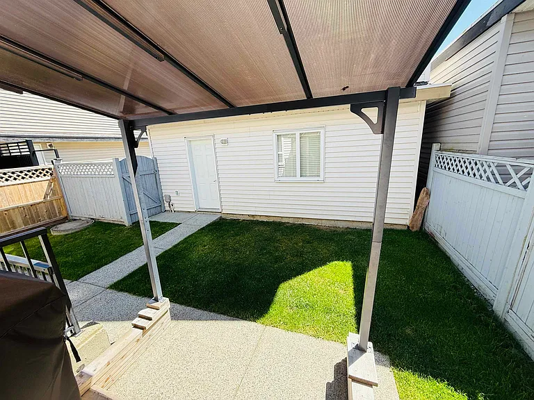 7111 194b St #MAIN FLOOR — Photo 13