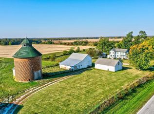 1060 N 2150th Rd, Ottawa, IL 61350