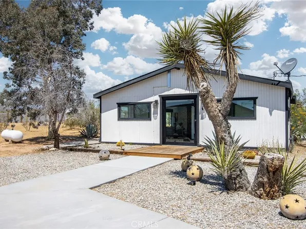 1564 Luna Mesa Rd, Yucca Valley, CA 92284