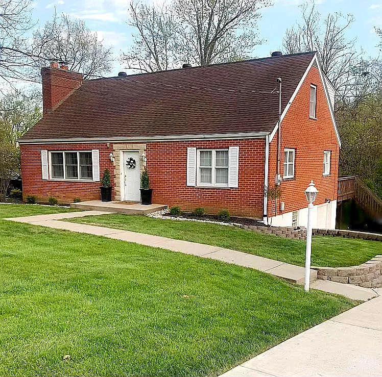 4 bed, 2021 sqft, $2,585 — Photo 1