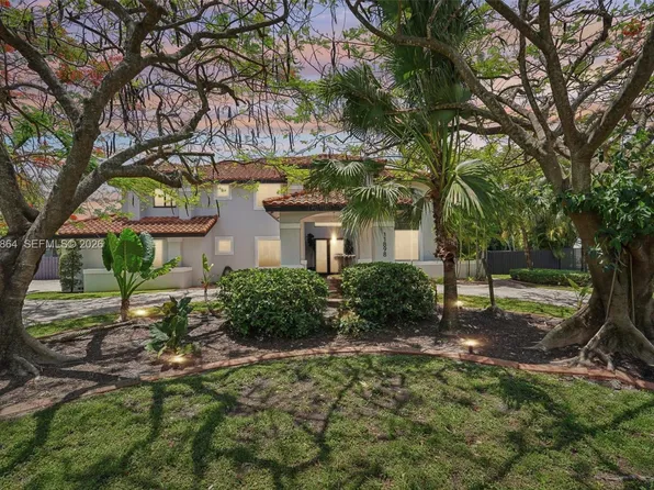 11898 SW 74th Ter, Miami, FL 33183