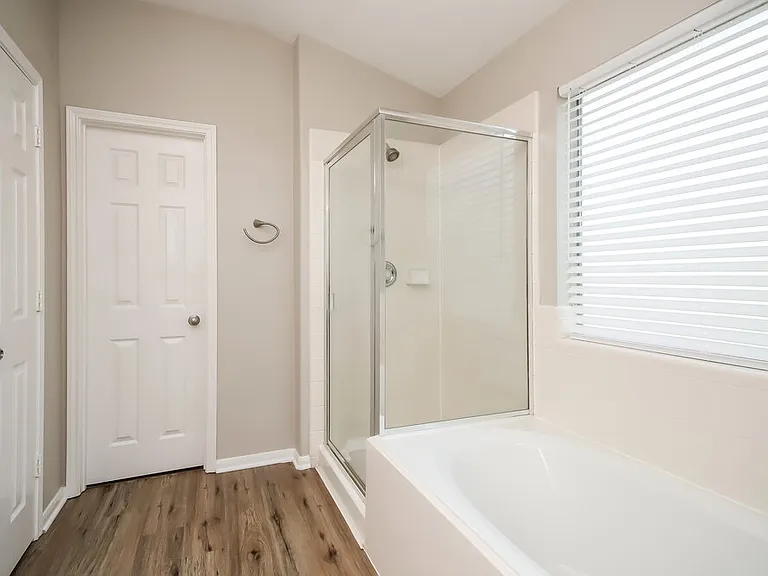 14635 Lothbury Dr — Photo 11
