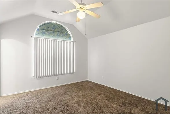 9679 Briardale Dr — Photo 17