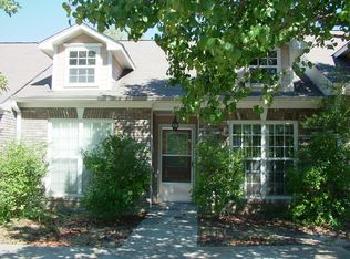 208 Chase Creek Cir, Pelham, AL 35124