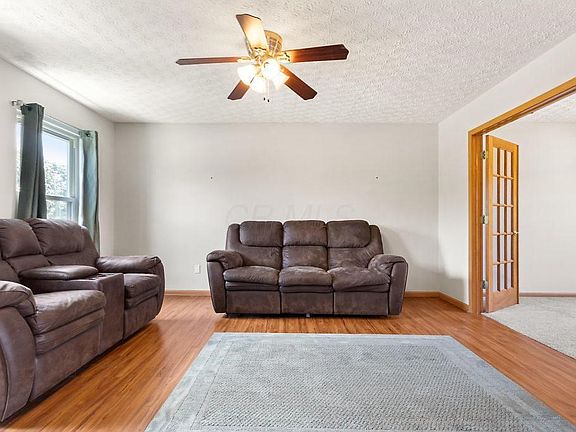 4th image of 345 Eddington Dr