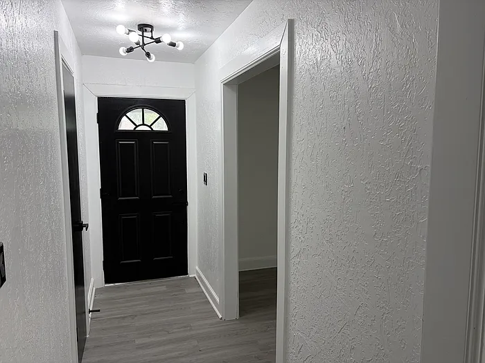4 bed, 2.0 bath, 1711 sqft, $1,795 — Photo 3