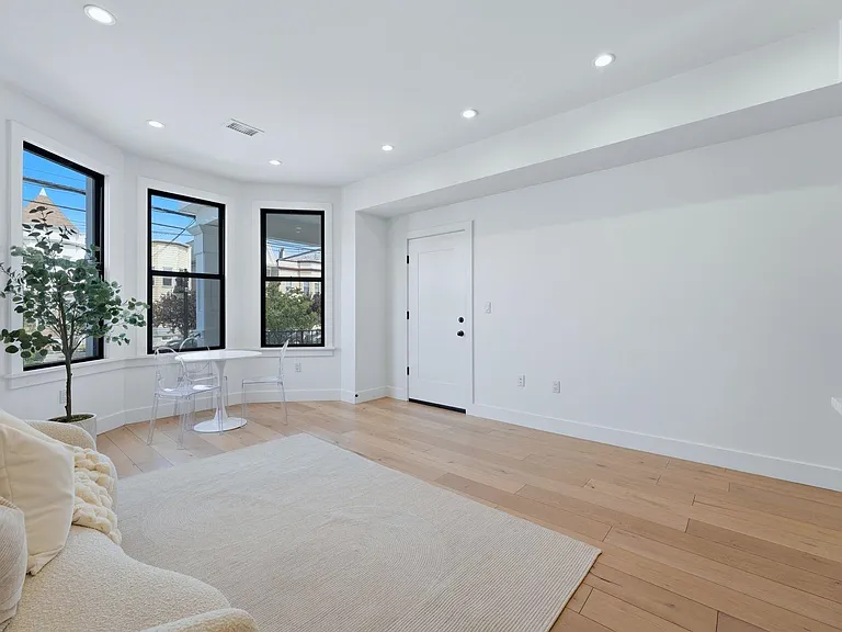 2602 Palisade Ave #1 — Photo 3