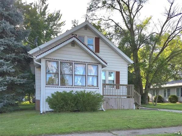 50 Austin St, Sandusky, MI 48471