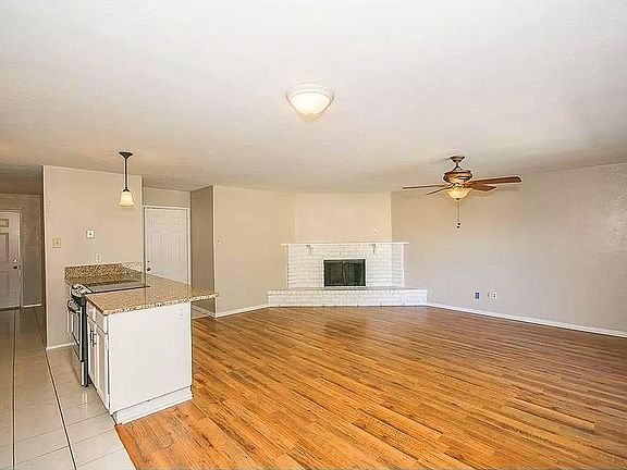 2nd image of 5417 Baker Dr