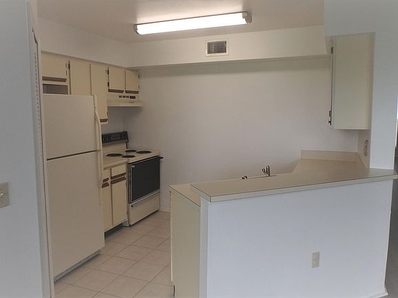 5th image of 7060 N Us Highway 1 APT 102
