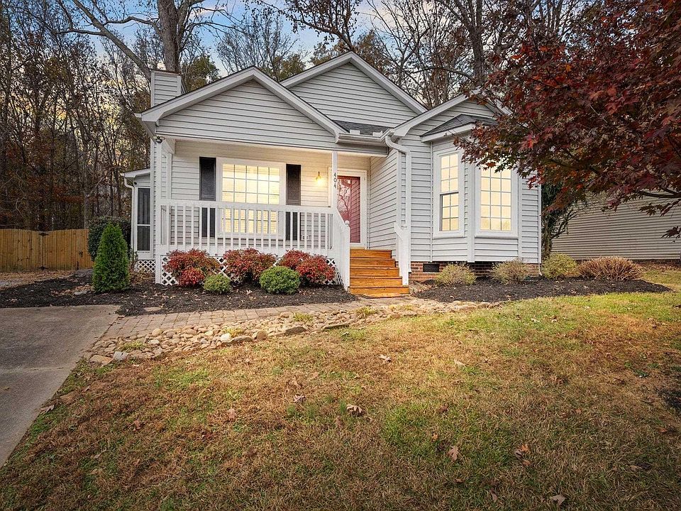 1st image of 404 Dunwoody Dr
