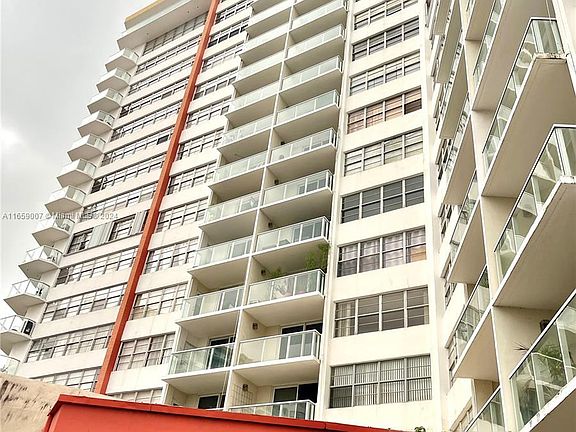 2nd image of 1351 NE Miami Gardens Dr APT 1116E