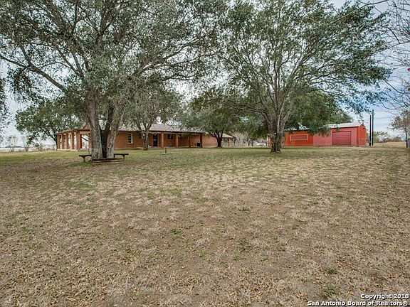 3rd image of 573 County Road 301