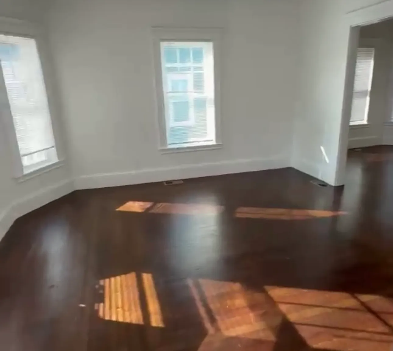 2 bed, 1200 sqft, $2,800 — Photo 2