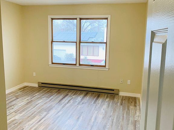 5th image of 704 Chicopee St #10701660