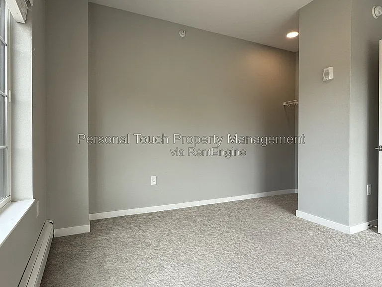 600 8th St S #302 — Photo 16
