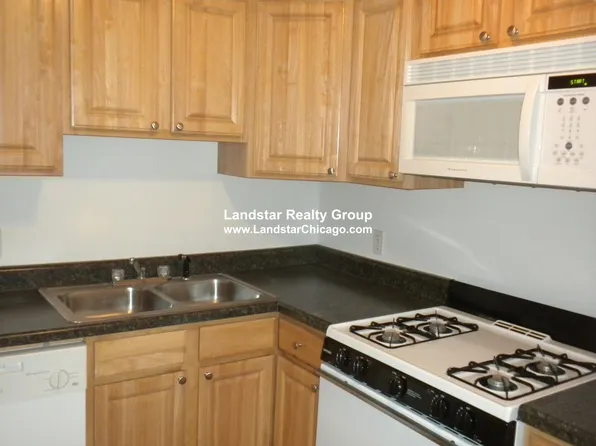 2455 N Spaulding Ave #G, Chicago, IL 60647