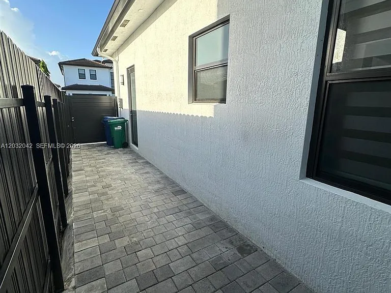 14429 SW 19th St #1 — Photo 13