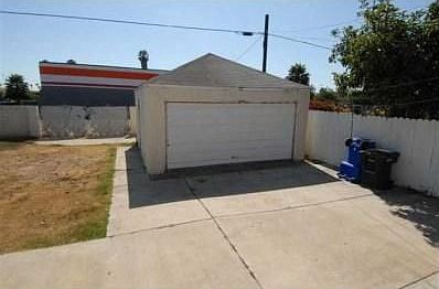 4th image of 226 Ash Ave