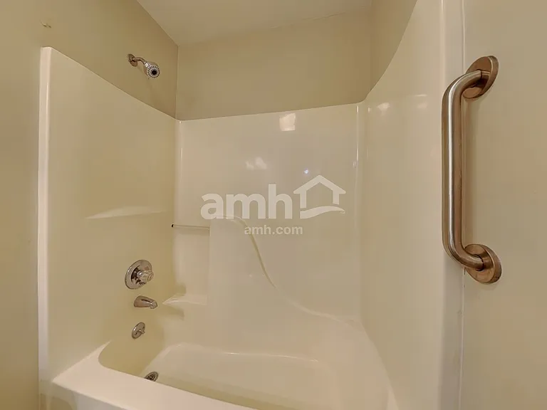 6112 Glenridge Ct — Photo 17