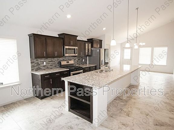 5th image of 1029 Indigo Sky St
