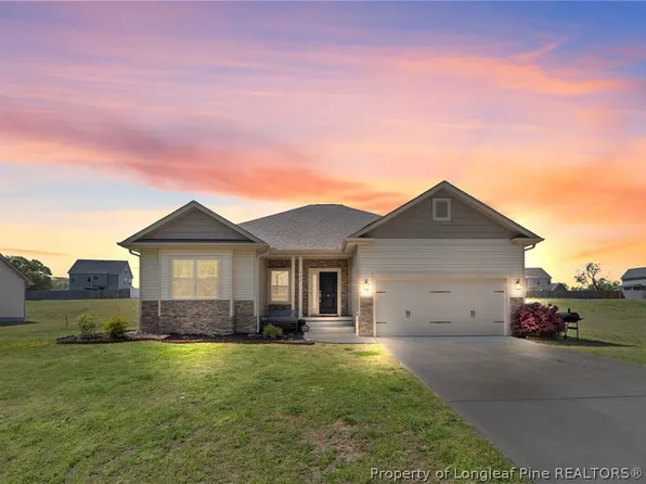 220 Glendale Cir, Sanford, NC 27332