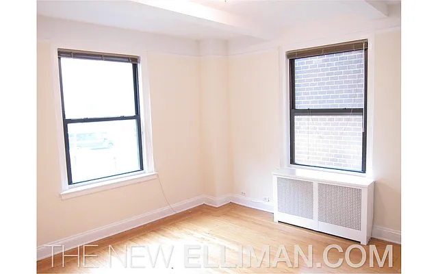 Rented by Douglas Elliman | media 19