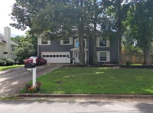 870 Hounds Ridge Ct, Lawrenceville, GA 30043