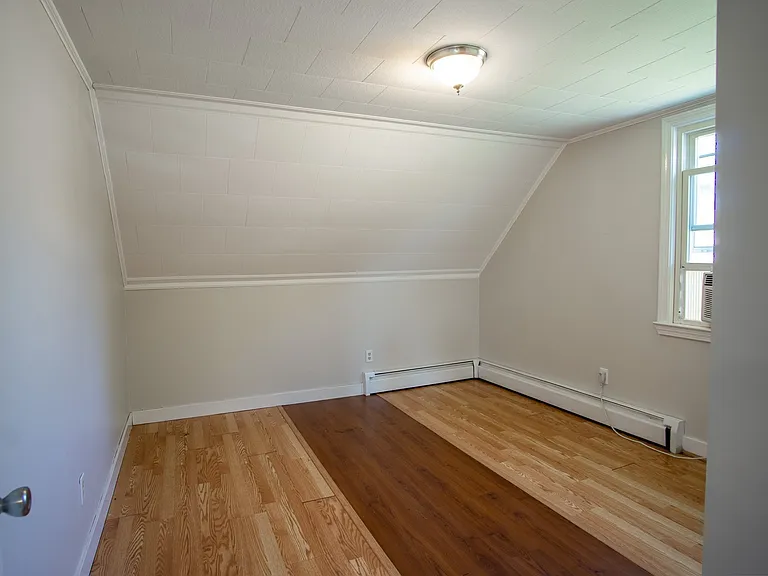 61 Orchard St — Photo 24