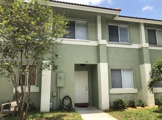 Washington Court Villas, Hollywood, FL 33023