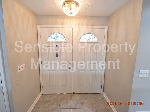 2nd image of 3273 Harbor Lake Dr