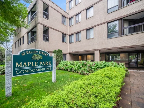 59 Valley St #3H, Medford, MA 02155