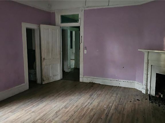 5th image of 331 NE Central Ave