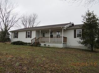 1592 Midway Rd, Smithville, TN 37166