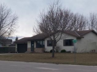 2200 23rd St SW, Willmar, MN 56201