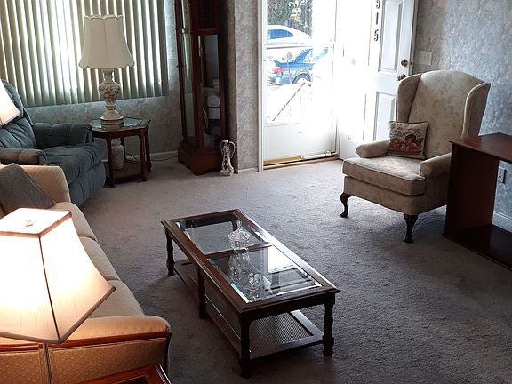 5th image of 515 Oder Ave