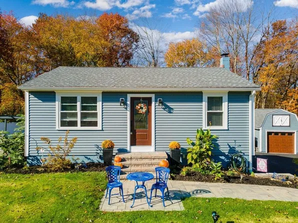 317 Overlook Court, Carmel, NY 10512