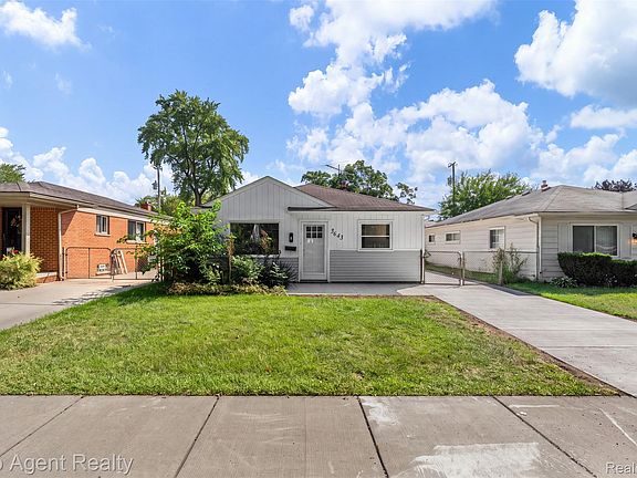2nd image of 5643 Clippert St