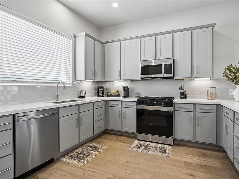 10614 Cascade Ledge Ln — Photo 8