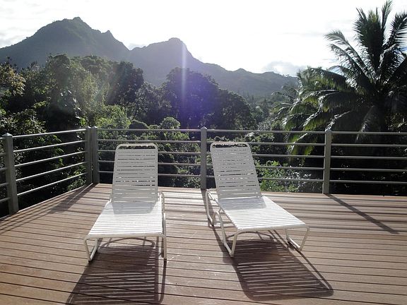 Private deck with rainforest and mountain view