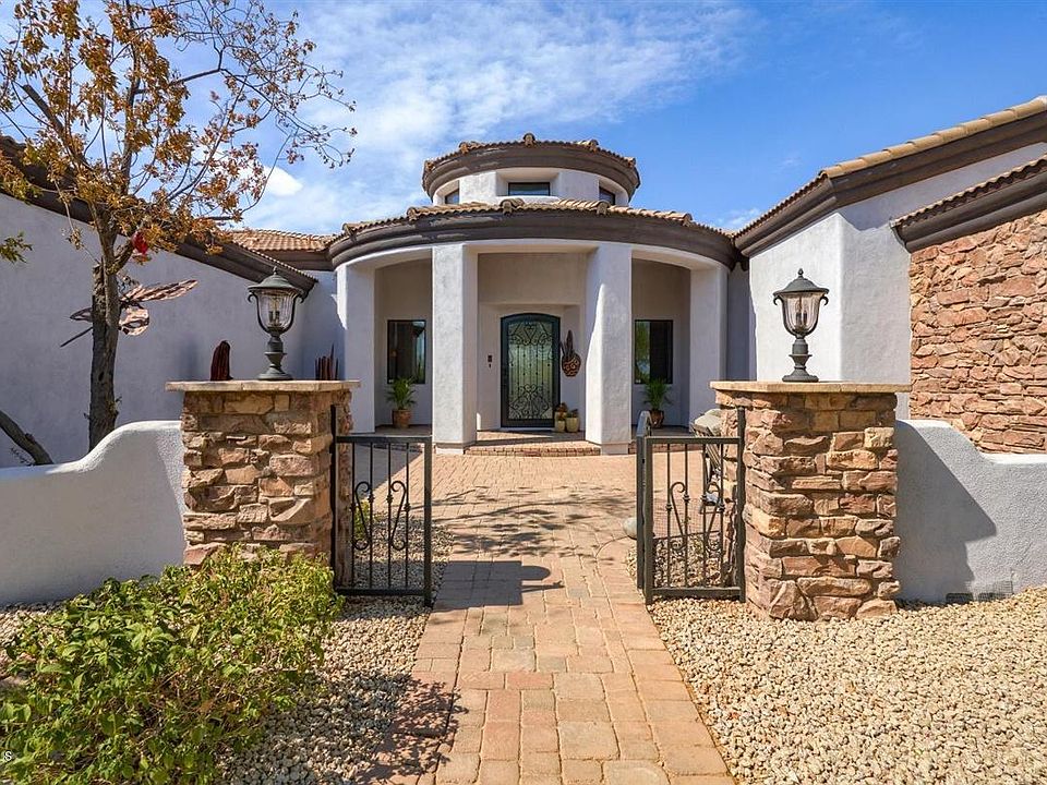 1st image of 6432 E Dixileta Dr