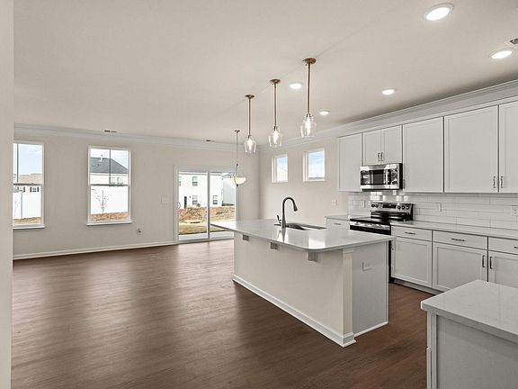 7th image of this home