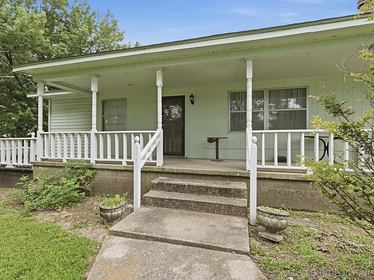 Listing photo 5
