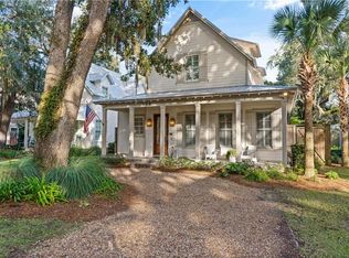 108 Broadway St, Saint Simons Island, GA 31522