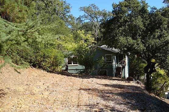 4th image of 6 Hillside Dr
